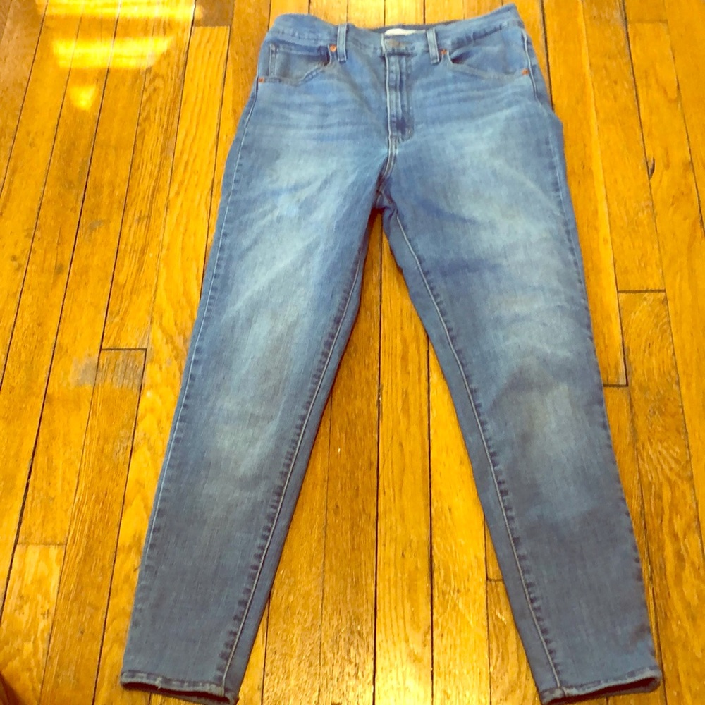 Levi’s light wash high waisted